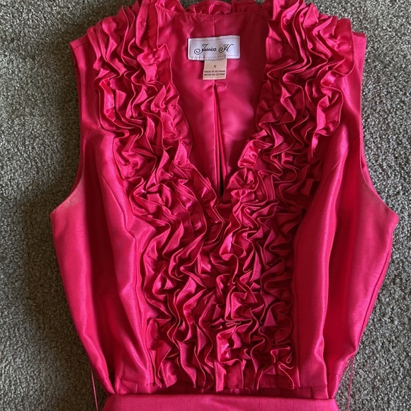 Jessica H pink sleeveless dress - Picture 2 of 4